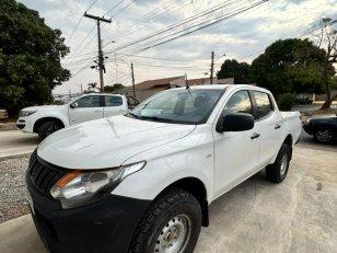 Foto 2 - Mitsubishi L200 Triton Sport GL 2.4 Turbo Diesel 4x4