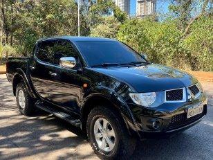 Foto 1 - Mitsubishi L200 Triton HPE 3.2 Turbo Diesel 4x4