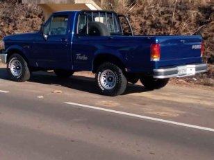 Foto 2 - Ford F1000 XL 4.3 Turbo Diesel 4x2 C.S