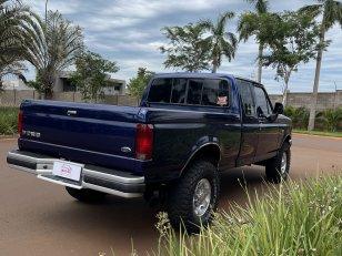 Foto 5 - Ford F1000 XLT Super Cab 4.9i Gasolina 4x2 C.E
