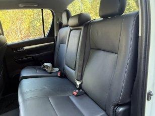 Foto 8 - Toyota Hilux SR 2.8 Turbo Diesel 4x4