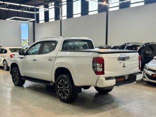 Foto 4 - Mitsubishi L200 Triton Sport HPE-S 2.4 Turbo Diesel 4x4