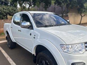 Foto 2 - Mitsubishi L200 Triton HPE 3.2 Turbo Diesel 4x4