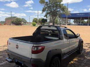 Foto 1 - Fiat Strada Adventure 1.8 C.E.