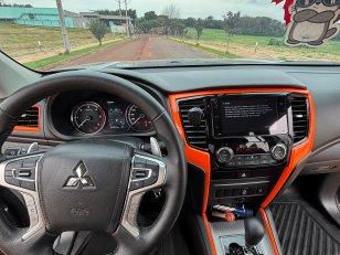 Foto 7 - Mitsubishi Triton HPE 2.4 Bi-Turbo Diesel 4x4