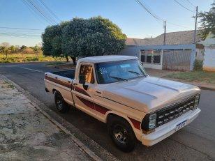 Foto 5 - Ford F1000 3.6 Diesel