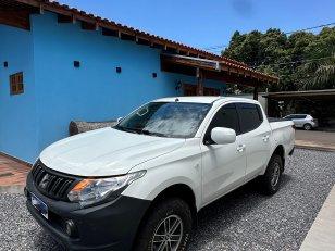 Mitsubishi L200 Triton Sport GL 2.4 Turbo Diesel 4x4