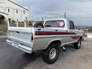 Foto 4 - Ford F1000 3.9 Diesel
