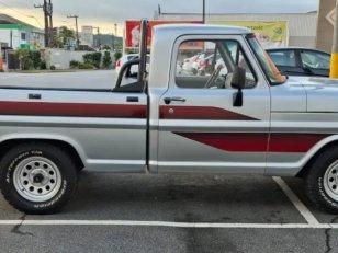 Foto 4 - Ford F1000 3.9 Diesel