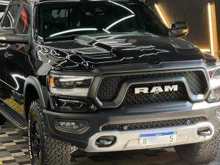 Foto 10 - RAM 1500 Rebel 5.7 V8 Gasolina 4x4