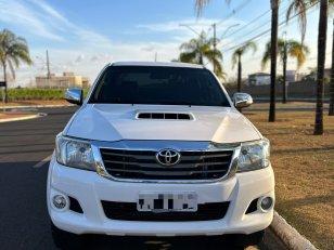 Foto 2 - Toyota Hilux SRV 3.0 Turbo Diesel 4x4