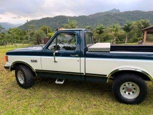 Foto 3 - Ford F1000 XLT 2.5 Turbo Diesel 4x2 C.S