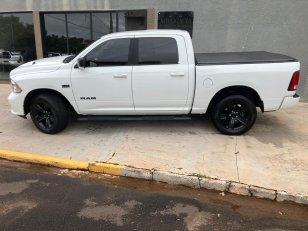 Foto 5 - RAM Classic Laramie Night Edition 5.7 V8 Gasolina 4x4