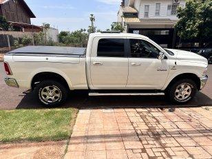 Foto 4 - RAM 2500 Laramie 6.7 Turbo Diesel 4x4