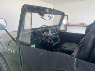 Foto 5 - Ford Jeep CJ-5