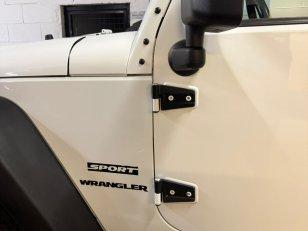 Foto 9 - Jeep Wrangler Sport 3.6 V6 24v 4x4