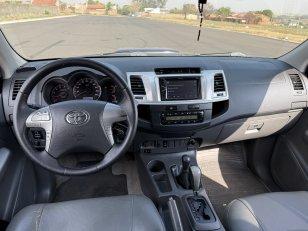 Foto 8 - Toyota Hilux SRV 3.0 Turbo Diesel 4x4