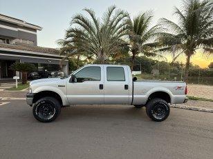 Foto 2 - Ford F250 XLT 3.9 Turbo Diesel