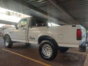 Foto 4 - Ford F1000 3.9 Diesel