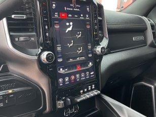 Foto 5 - RAM 2500 Laramie Night Edition 6.7 Turbo Diesel 4x4