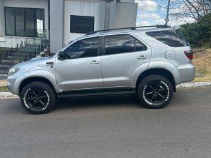 Foto 3 - Toyota Hilux SW4 SRV 3.0 Turbo Diesel 4x4