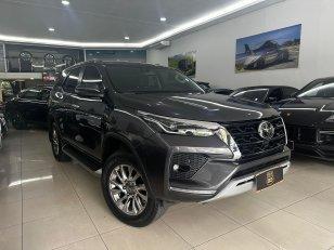 Foto 1 - Toyota Hilux SW4 SRX 2.8 Turbo Diesel 4x4