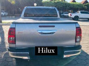 Foto 4 - Toyota Hilux SR 2.8 Turbo Diesel 4x4