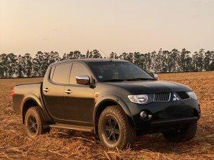 Foto 1 - Mitsubishi L200 Triton HPE 3.2 Turbo Diesel 4x4