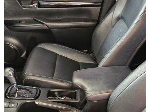 Foto 6 - Toyota Hilux SRX 2.8 Turbo Diesel 4x4