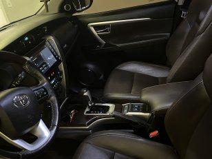Foto 4 - Toyota Hilux SW4 SRX 2.8 Turbo Diesel 4x4