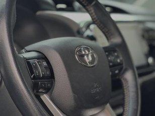 Foto 6 - Toyota Hilux SRX 2.8 Turbo Diesel 4x4