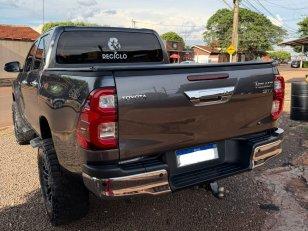 Foto 5 - Toyota Hilux SRV D4-D 2.8 Turbo Diesel 4x4