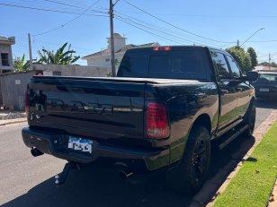 Foto 7 - RAM Classic Laramie Night Edition 5.7 V8 Gasolina 4x4