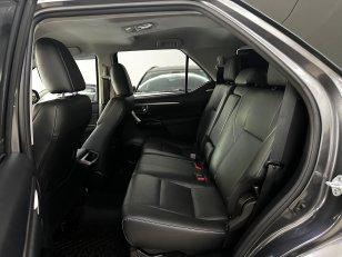 Foto 9 - Toyota Hilux SW4 SRX 2.8 Turbo Diesel 4x4