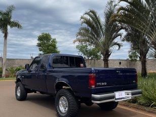 Foto 4 - Ford F1000 XLT Super Cab 4.9i Gasolina 4x2 C.E