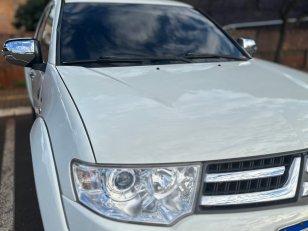 Foto 9 - Mitsubishi L200 Triton HPE 3.2 Turbo Diesel 4x4