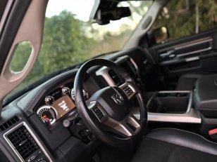 Foto 8 - RAM Classic Laramie 5.7 V8 Gasolina 4x4