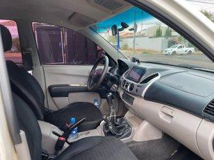 Foto 8 - Mitsubishi L200 Triton GLS 3.2 Turbo Diesel 4x4