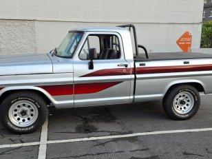 Foto 4 - Ford F1000 3.9 Diesel