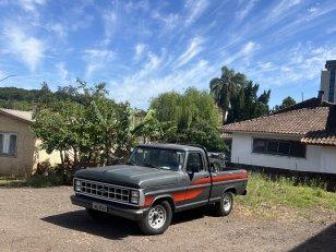 Foto 1 - Ford F1000 Super Série 3.9 Diesel C.S