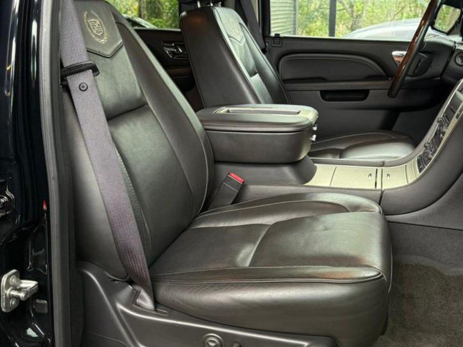 Foto 7 - Cadillac Escalade Platinum 6.2 V8 Flex AWD