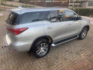 Foto 3 - Toyota Hilux SW4 SRX 2.8 Turbo Diesel 4x4