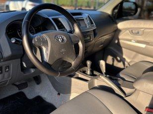 Foto 5 - Toyota Hilux SRV 3.0 Turbo Diesel 4x4