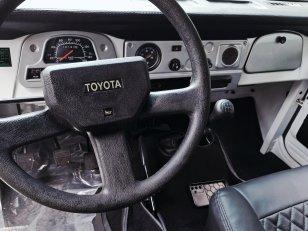 Foto 4 - Toyota Bandeirantes Jipe