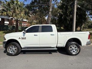 Foto 1 - RAM 2500 Laramie 6.7 Turbo Diesel 4x4
