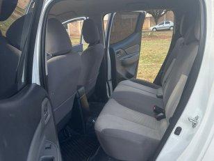 Foto 6 - Mitsubishi L200 GL 2.5 Turbo Diesel 4x4