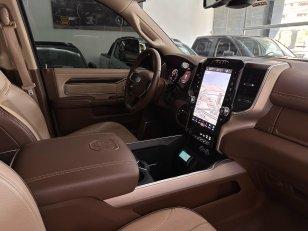 Foto 10 - RAM 3500 Laramie 6.7 Turbo Diesel 4x4
