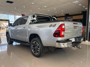 Foto 2 - Toyota Hilux SRX 2.8 Turbo Diesel 4x4