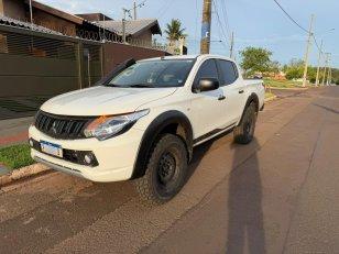 Foto 7 - Mitsubishi L200 Triton Sport GL 2.4 Turbo Diesel 4x4