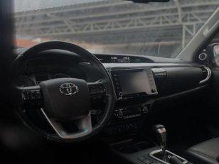Foto 9 - Toyota Hilux SRX 2.8 Turbo Diesel 4x4